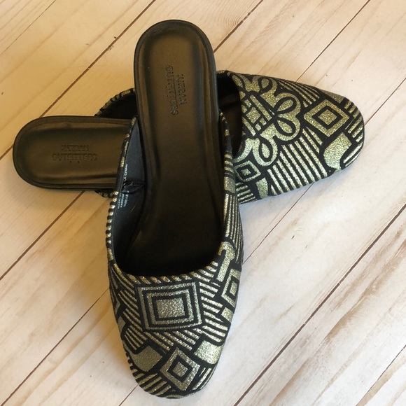 Gold & Black Urban Outfitter Mules - 8 - Picture 2 of 4